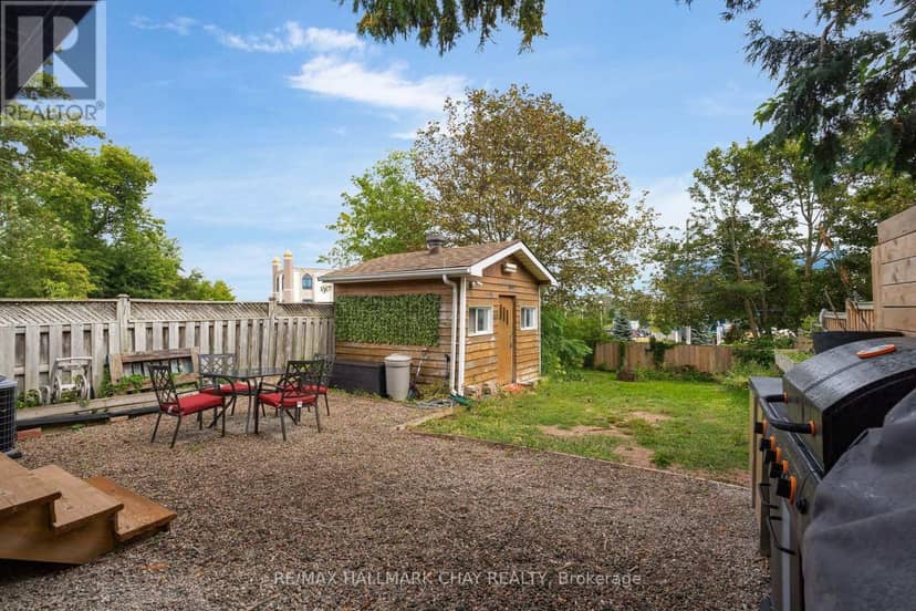 109 Daphne Crescent — photo 27 of 37