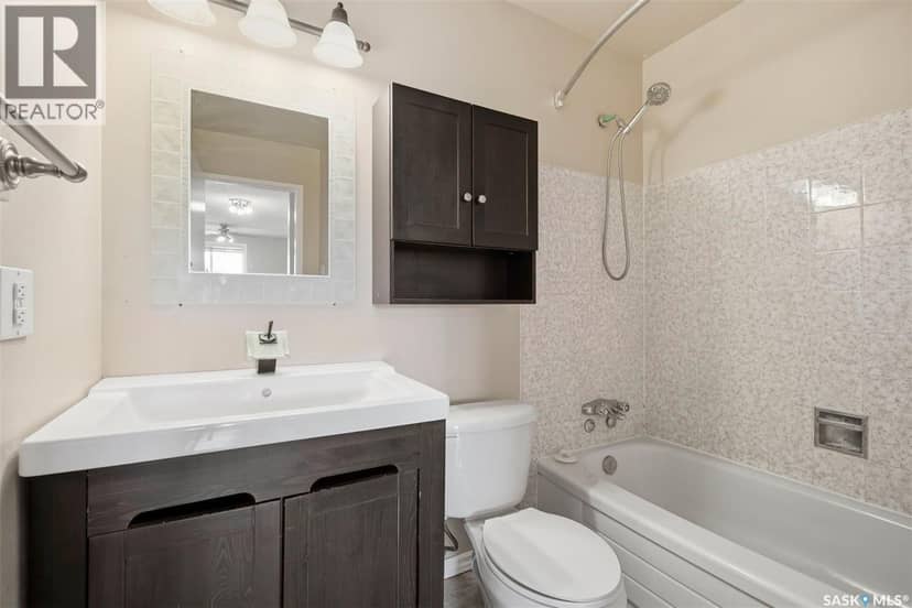 308 203 Tait PLACE — photo 23 of 37