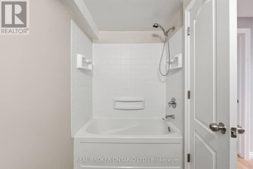 42 Terrace Avenue — photo 24 of 40