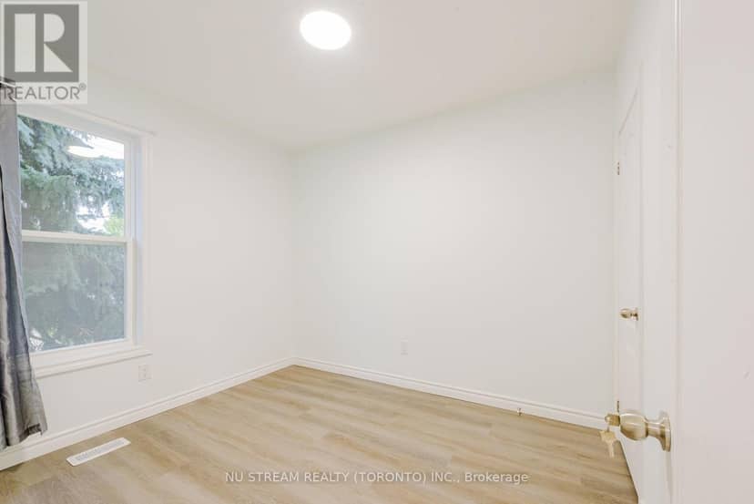 941 Cataraqui Street — photo 18 of 38