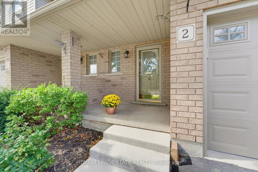 2 - 40 Braemar Avenue — photo 3 of 32