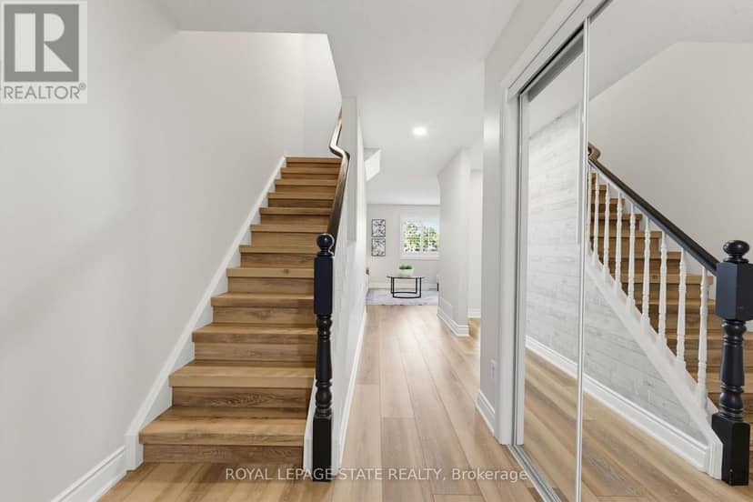 2 - 40 Braemar Avenue — photo 5 of 32