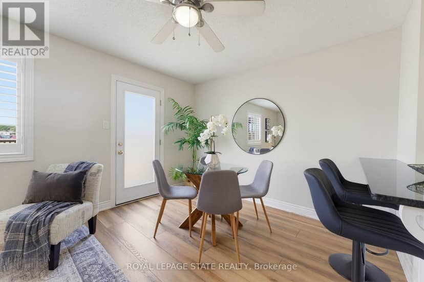 2 - 40 Braemar Avenue — photo 9 of 32