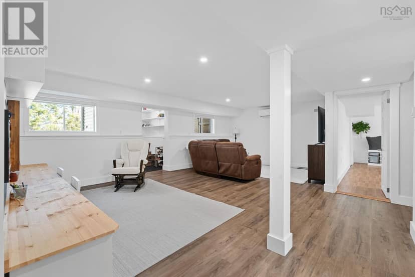 23 Retson Drive — photo 33 of 40