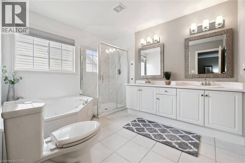 51 SPENCER Crescent — photo 13 of 24