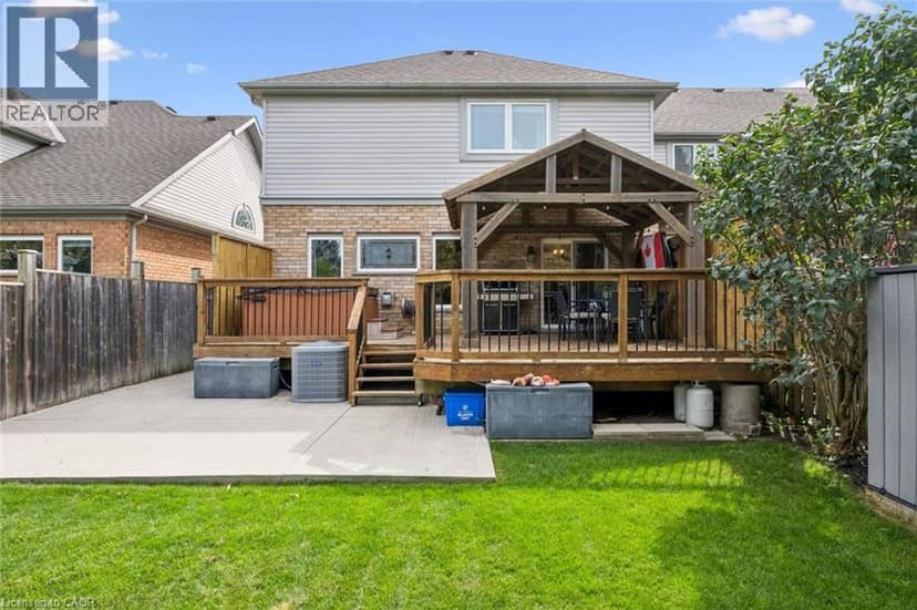 51 SPENCER Crescent — photo 24 of 24