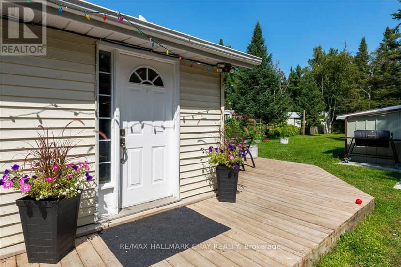 3195 Cowan Avenue — photo 10 of 16