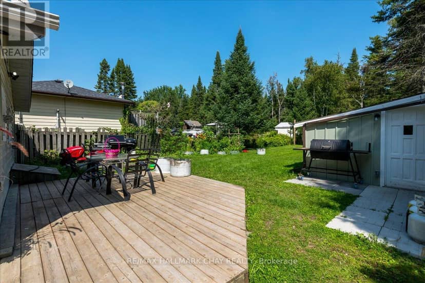 3195 Cowan Avenue — photo 11 of 16