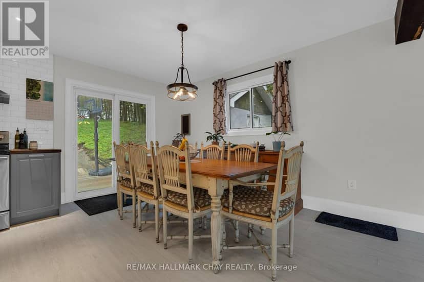 157 Sunnyside Street — photo 11 of 40