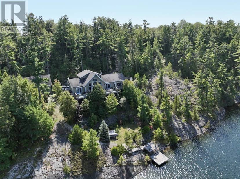 1222 South Ridge Road, Algoma Mills