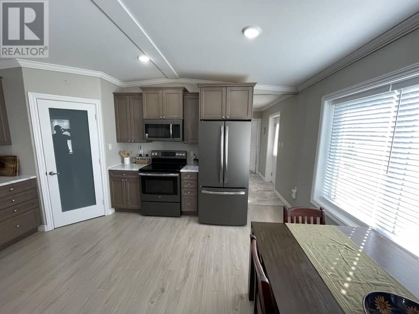 408 FORTUNE COVE Road — photo 8 of 40