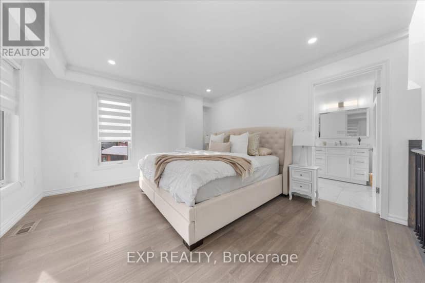 2940 Prince Of Wales Drive — photo 17 of 36