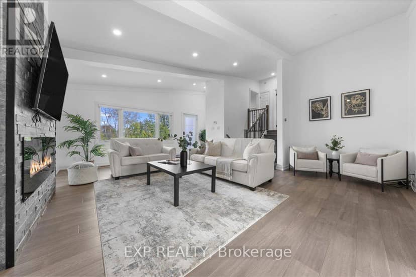 2940 Prince Of Wales Drive, Ottawa, photo 5