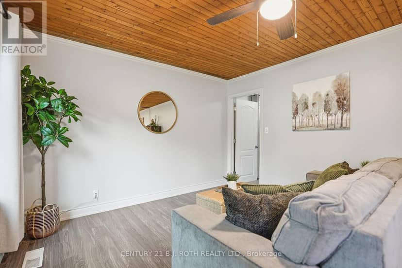 3408 Coronation Avenue, Severn, photo 8