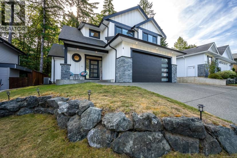 4 2880 Arden Rd, Courtenay