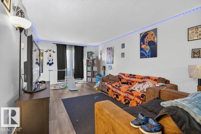 10033 155 Street NW, Edmonton, photo 7