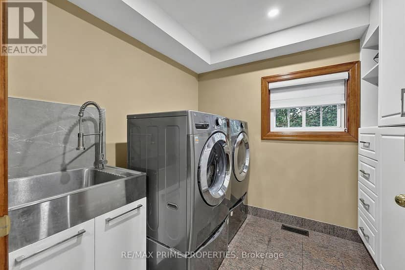 20369 Centre Street — photo 16 of 40