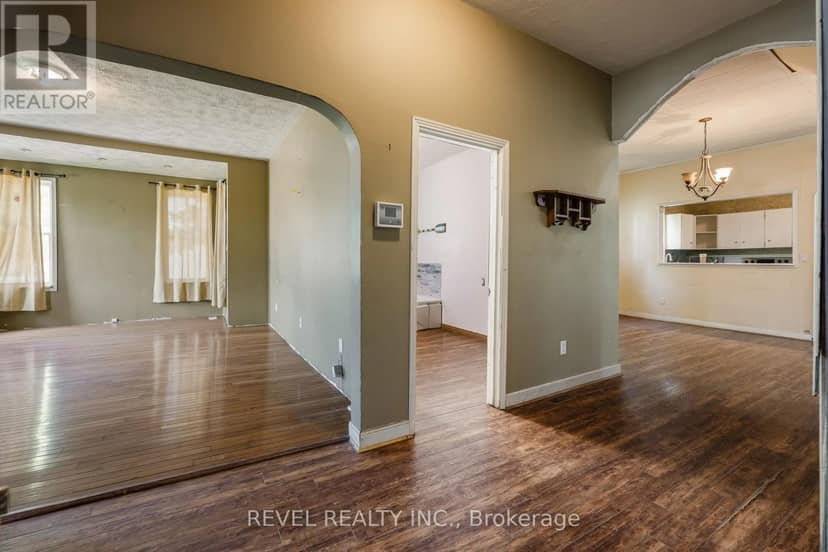 279 1st Ave Avenue S — photo 10 of 40