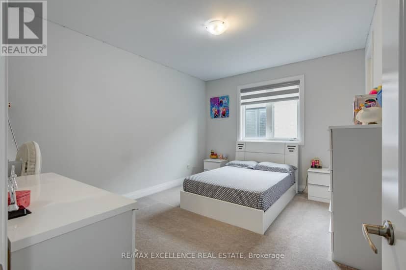 1080 Edinburgh Drive — photo 28 of 40