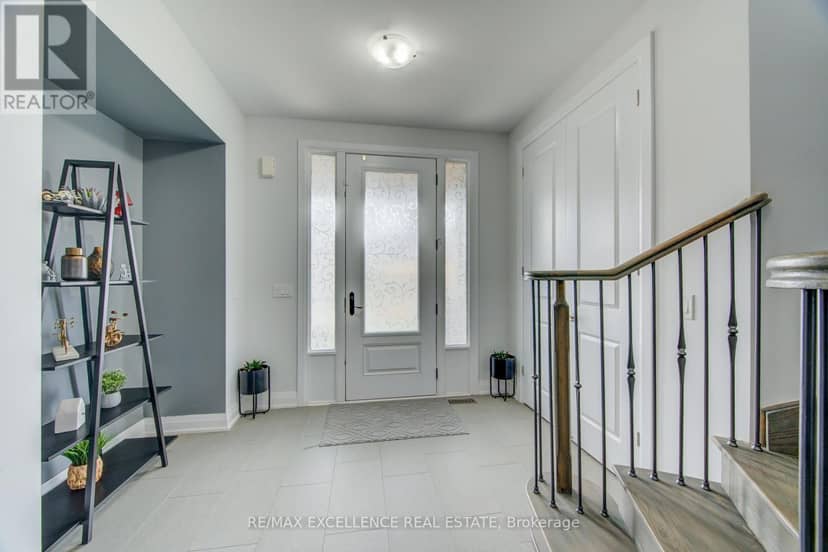 1080 Edinburgh Drive — photo 4 of 40