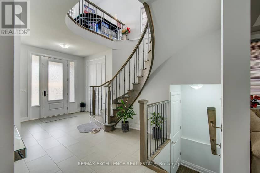 1080 Edinburgh Drive — photo 7 of 40