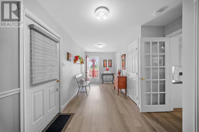 423 Mont Carmel Road — photo 6 of 40