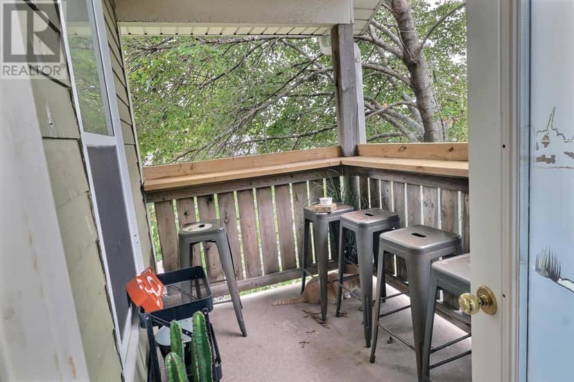 6 154 Cumberland Street — photo 10 of 11