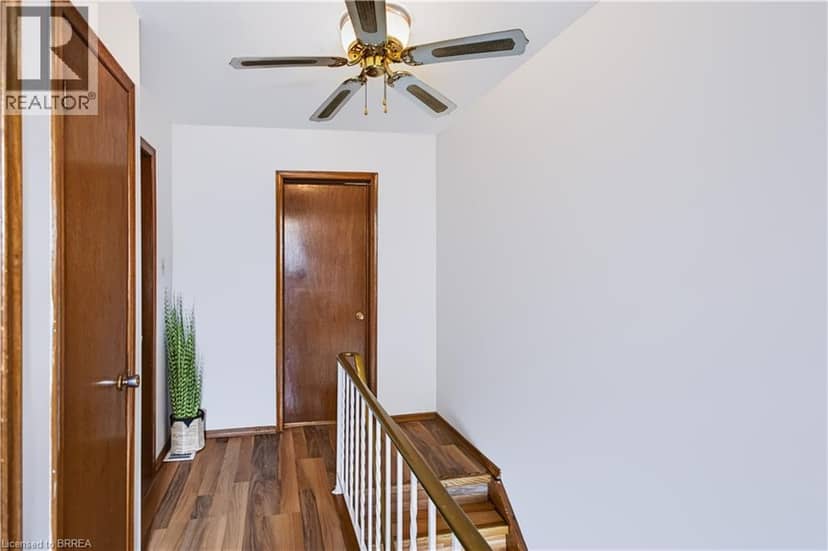 33 COACHWOOD Road — photo 9 of 30