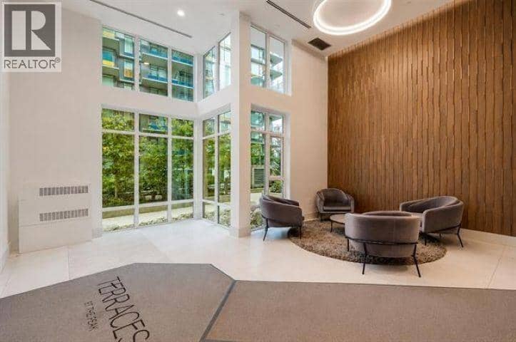 104 8940 University Crescent, Burnaby, photo 2