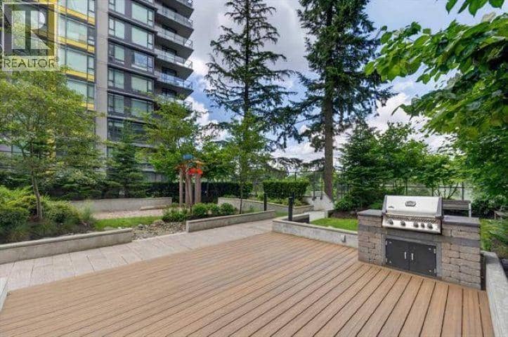 104 8940 University Crescent, Burnaby, photo 3