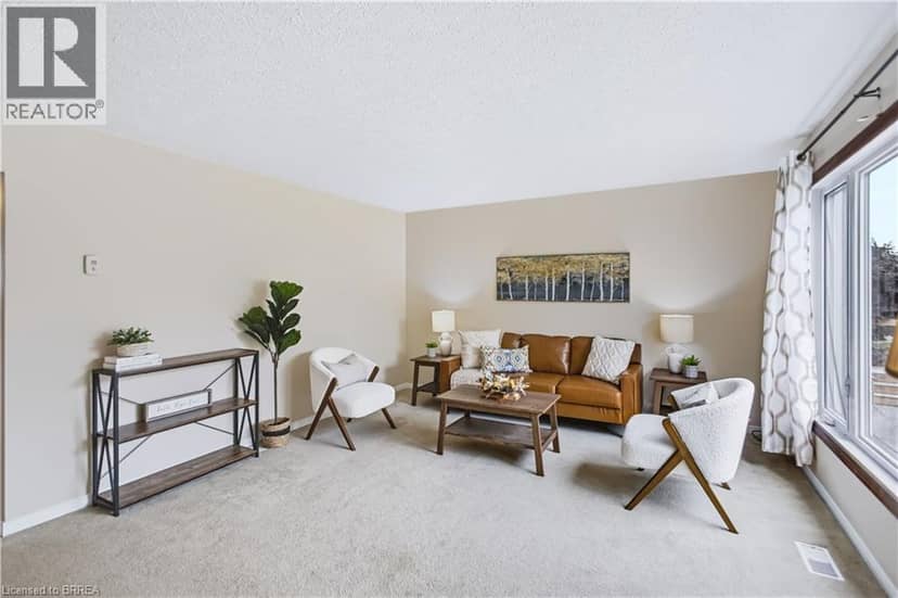 35 COACHWOOD Road, Brantford, photo 3