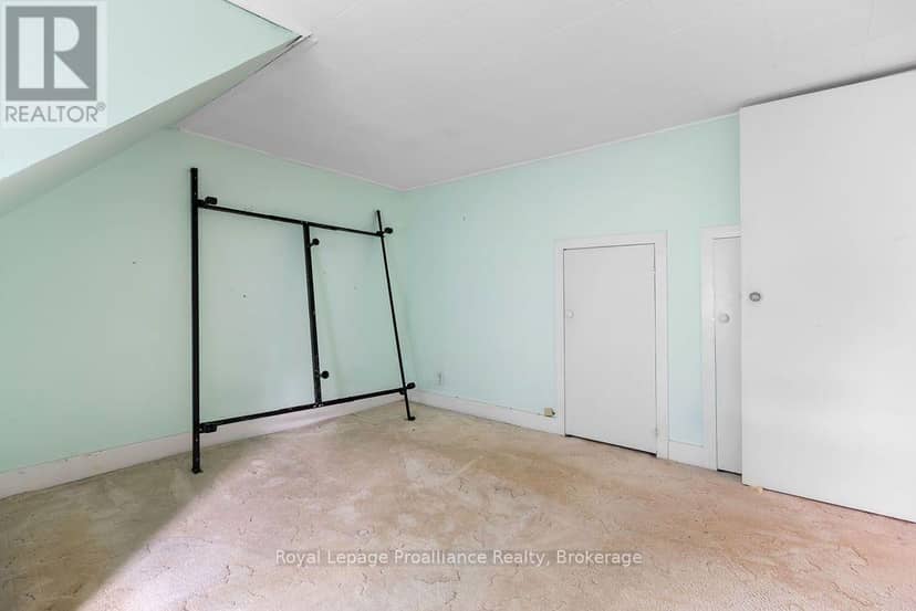 294 Moira Street E — photo 31 of 40