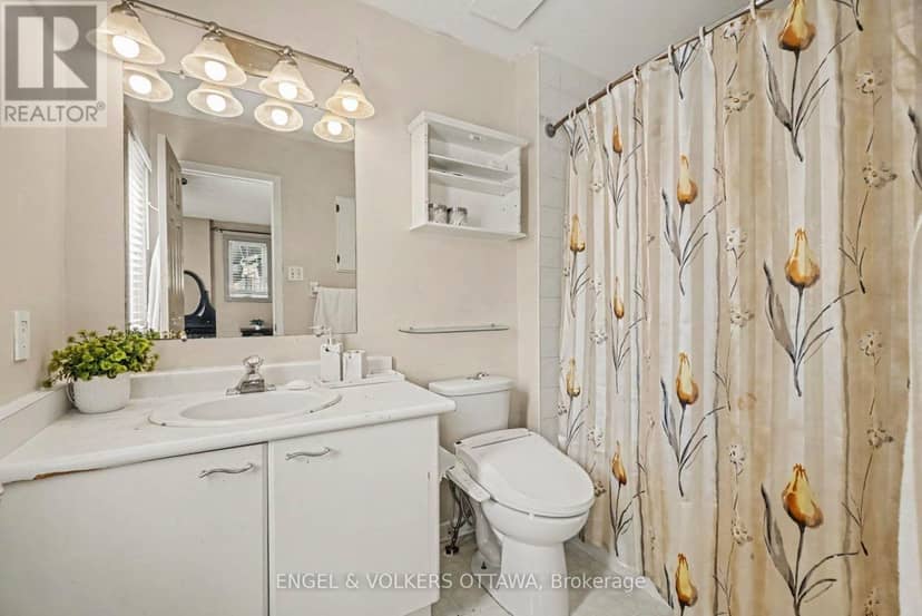 Listing 30317567 — photo 16 of 28