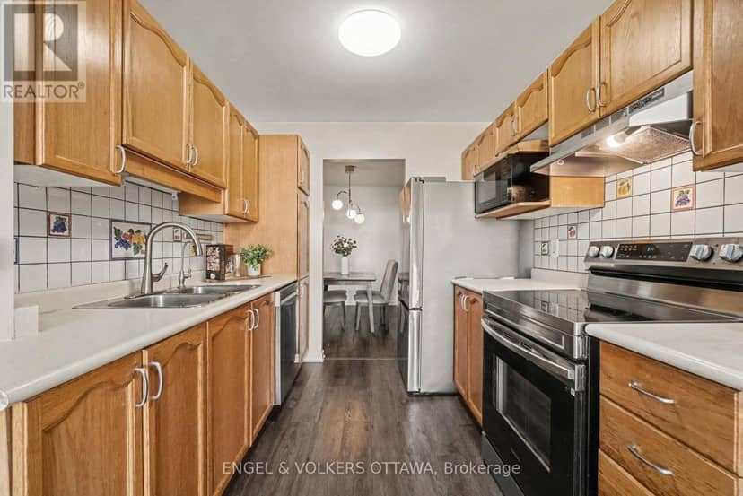 Listing 30317567 — photo 9 of 28