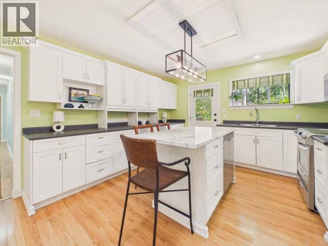 11070 HIGHWAY 101, Powell River, photo 8