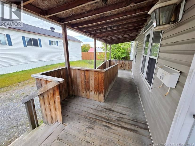 30 Gagnon Avenue, Edmundston, photo 2