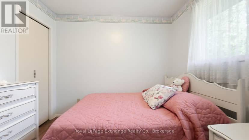 313 Spruce Crescent — photo 19 of 40