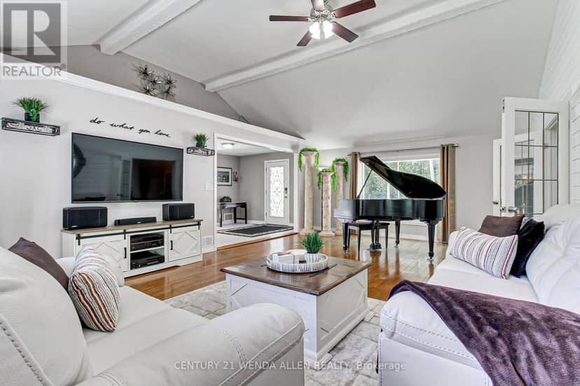 5295 - 5315 Sideline 16 Road — photo 38 of 40
