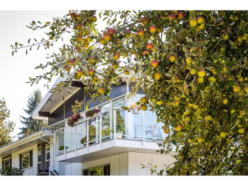 11906 100 AVENUE, Surrey