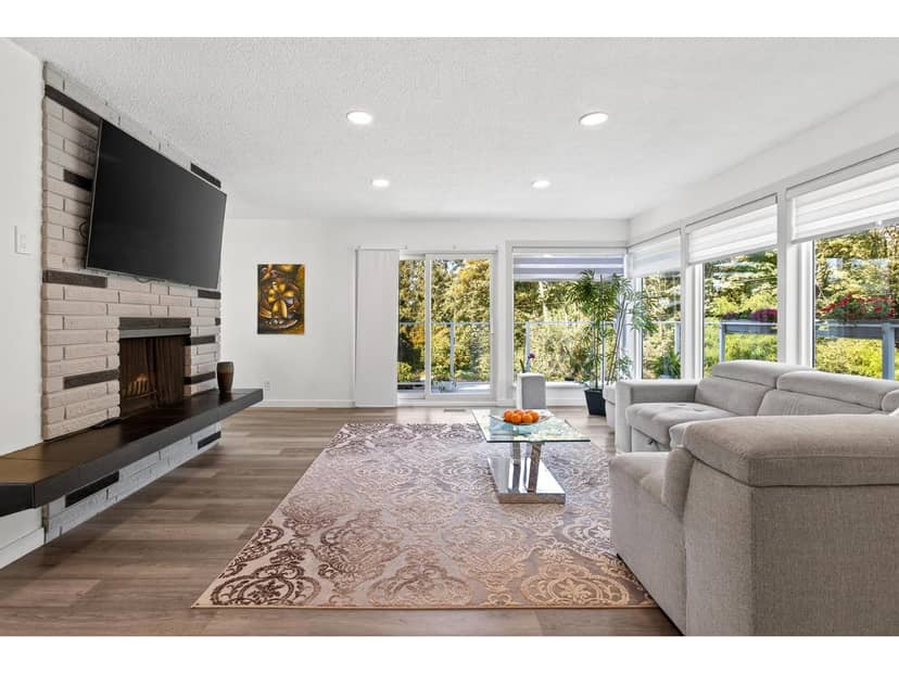 11906 100 AVENUE, Surrey, photo 6