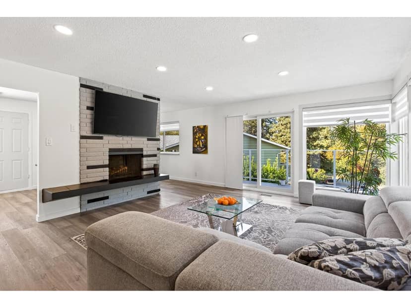 11906 100 AVENUE, Surrey, photo 8