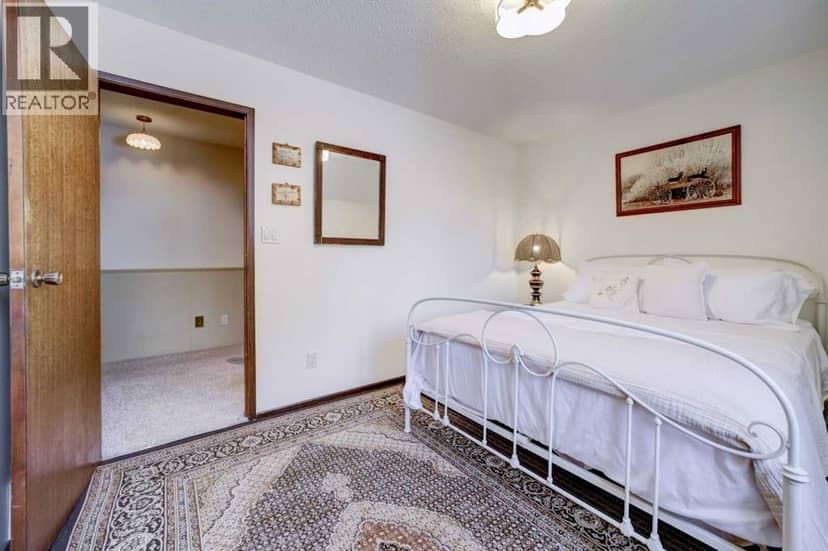 1070 Geddes Avenue — photo 27 of 40