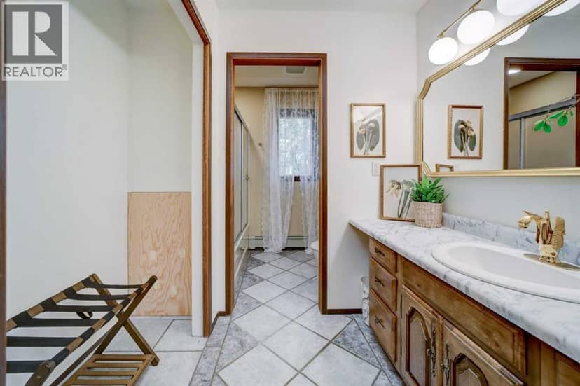 1070 Geddes Avenue — photo 34 of 40