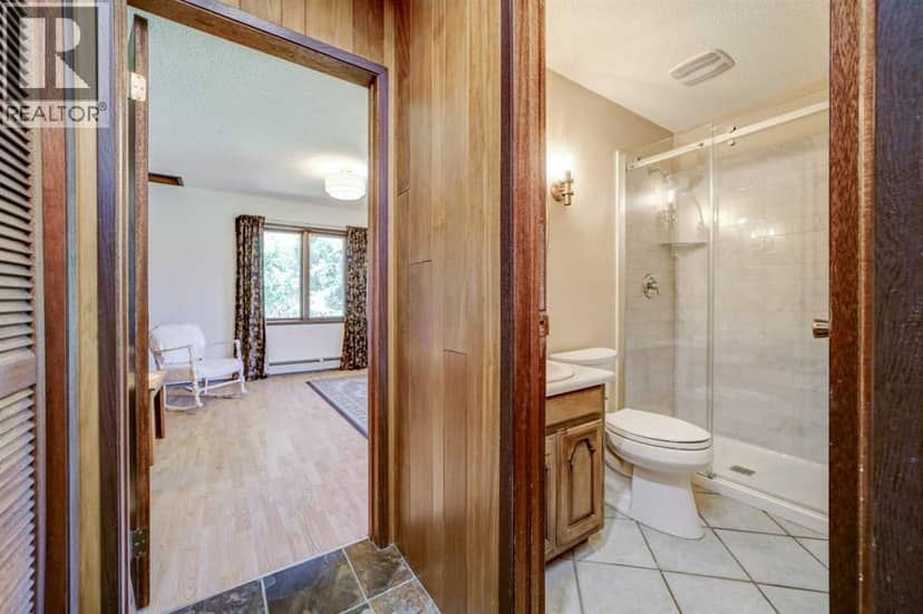 1070 Geddes Avenue, Pincher Creek, photo 5