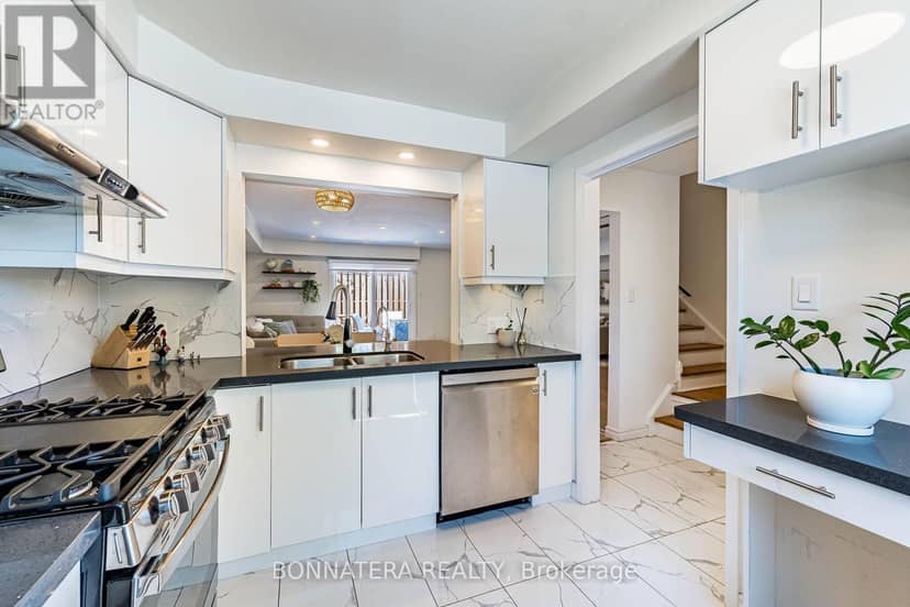 2097 Marine Drive — photo 13 of 40