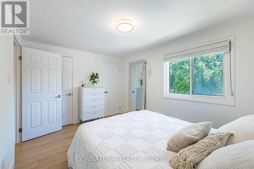 2097 Marine Drive — photo 23 of 40