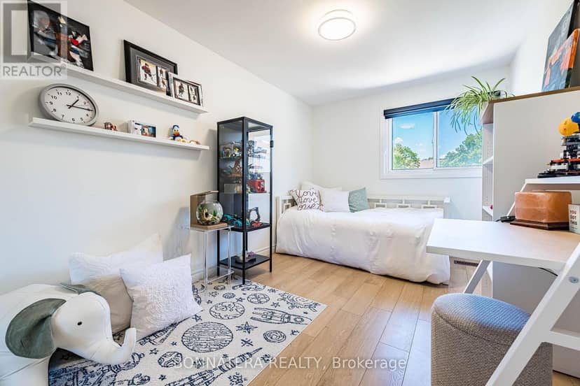 2097 Marine Drive — photo 35 of 40