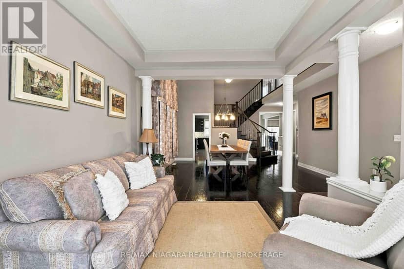 15 Fox Grape Road — photo 11 of 40