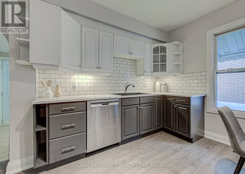 227 East 23rd Street, Hamilton, photo 7