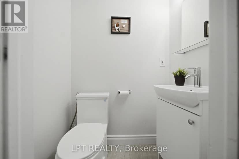 110 - 155 Glovers Road — photo 14 of 40
